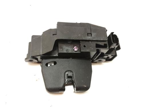 Used Tailgate lock OPEL CROSSLAND X / CROSSLAND (P17, P2QO) [2017-2025]  16185013