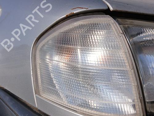 Used Right front indicator Right front indicator MERCEDES-BENZ C-CLASS (W202) C 200 CDI (202.134) (102 hp) 33540440 33540440