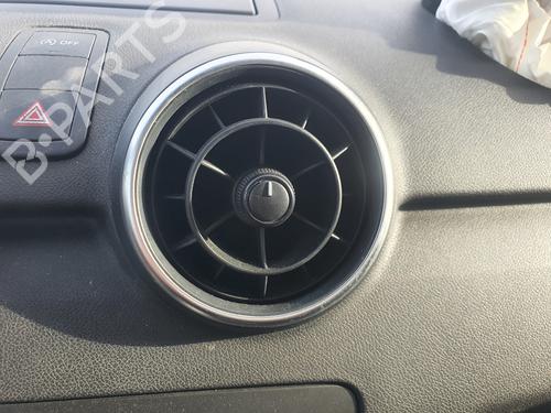 Used Air vent AUDI A1 (8X1, 8XK) [2010-2019]  19037722