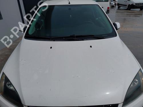 hood-ford-focus-ii-da_-hcp-dp-2004-2005-2006-2007-2008-2009-2010-2011-2012-2013-33434231 main image