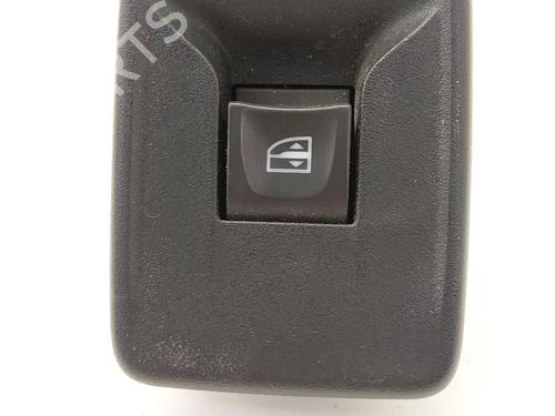 venstre-bagtil-elrude-kontakt-dacia-lodgy-js_-2012-32325678 main image