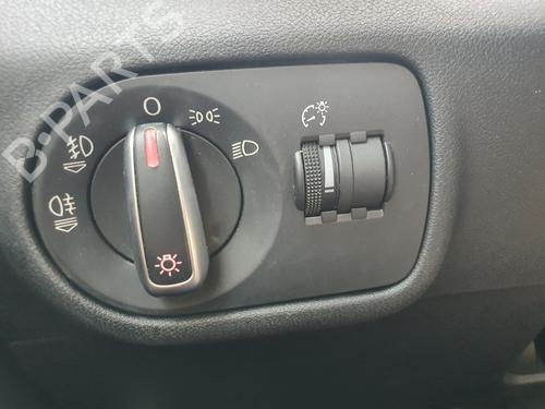 Forlygtekontakt AUDI A1 (8X1, 8XK) [2010-2019]  19037723