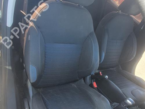 Used Right front seat PEUGEOT 208 I (CA_, CC_) [2012-2020]  19695669