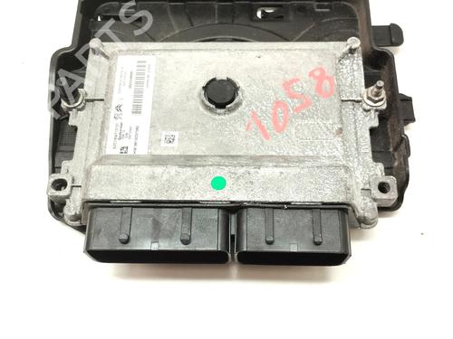 Used Engine control unit (ECU) PEUGEOT 208 I (CA_, CC_) [2012-2020]  16945945