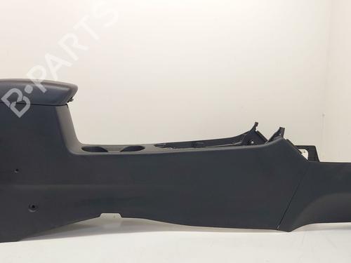 Used Armrest / Center console KIA CARENS IV 1.7 CRDi (116 hp) 31290887