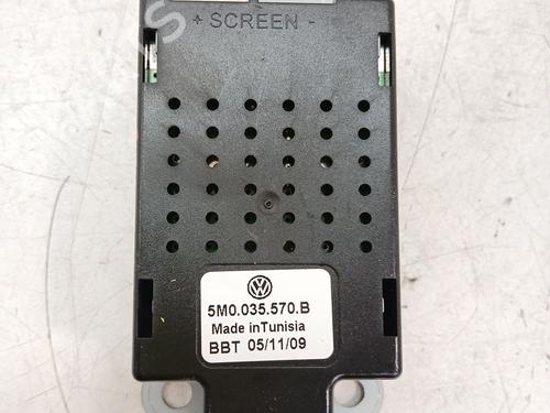 Used Antenna/Base Antenna/Base VW GOLF PLUS V (5M1, 521) 1.6 TDI (105 hp) 40012575 40012575