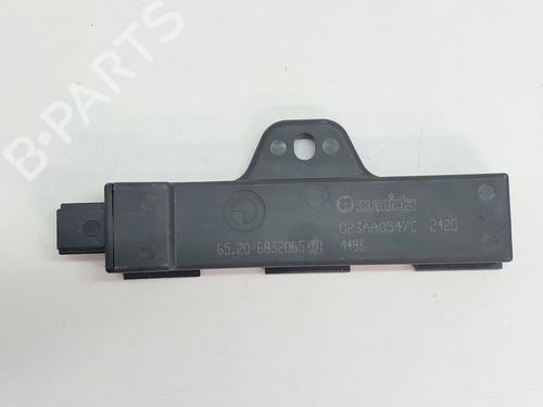 Used Antenna/Base BMW 1 (F40) 116 d (116 hp) 30194102