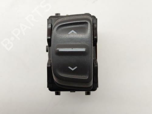 mando-elevalunas-delantero-izquierdo-dacia-sandero-ii-2012-32328943 main image