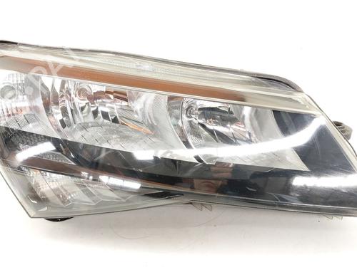 Used Right headlight SKODA SUPERB III (3V3) 2.0 TDI (150 hp) 29926420