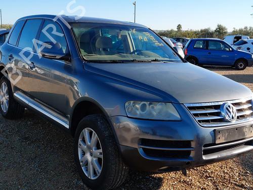 Used Front right lock VW TOUAREG (7LA, 7L6, 7L7) 2.5 R5 TDI (174 hp) 32256367