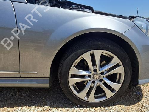 right-front-fenders-mercedes-benz-c-class-w204-2007-2008-2009-2010-2011-2012-2013-2014-2015-35955261 main image