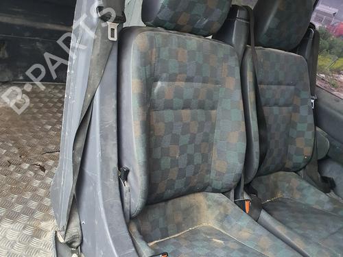 Siège arrière (2ème rangée) MERCEDES-BENZ VITO Bus (W638) 108 CDI 2.2 (638.194) (82 hp) 24429354