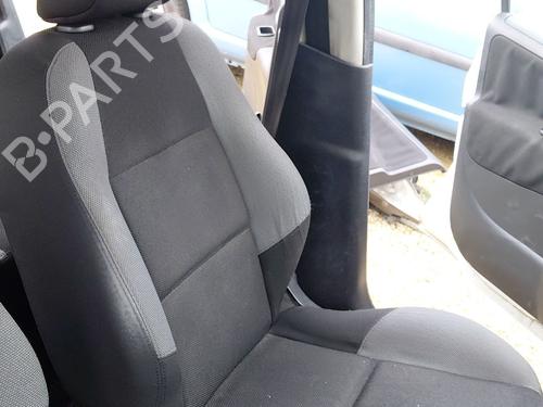 Siège avant gauche PEUGEOT 207 (WA_, WC_) 1.4 (75 hp) 29993033