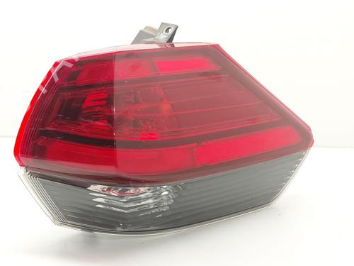 Used Right taillight NISSAN X-TRAIL III (T32_, T32R, T32RR) 1.6 dCi (T32) (130 hp) 31095624