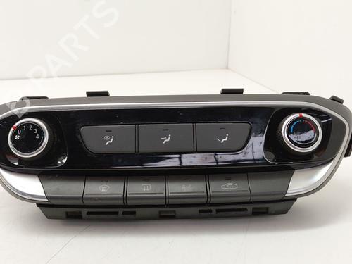 Used Climate control HYUNDAI i30 (PDE, PD, PDEN) 1.4 MPI (100 hp) 31941108