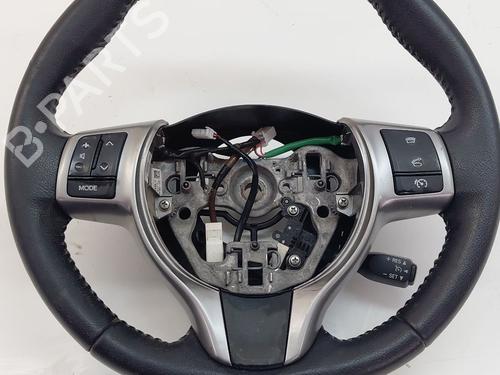 Used Steering wheel TOYOTA YARIS (_P13_) 1.3 (NSP130_, NSP130) (99 hp) 22714865