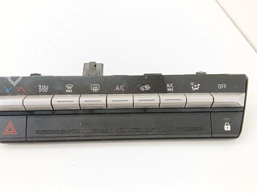 Used Climate control Climate control RENAULT CAPTUR II (HF_) TCe 100 (HFMT) (101 hp) 34221813 34221813