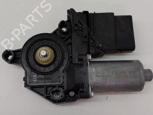 Portierruitmotor linksachter VW GOLF VI (5K1) 1.6 TDI (105 hp) 29994424