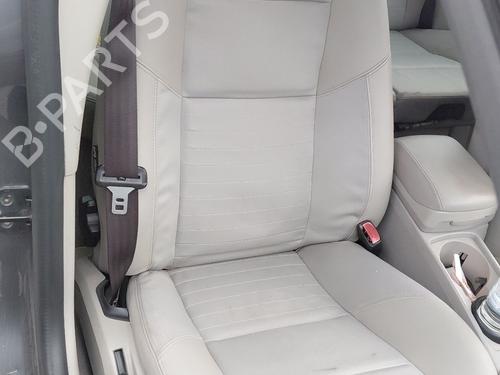 Used Right front seat VOLVO V50 (545) 1.8 (125 hp) 31598968