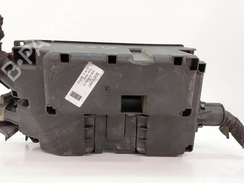 Fuse box OPEL MERIVA B MPV (S10) 1.3 CDTI (75) | BP29460440E1 