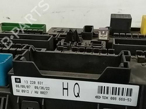 Used Fuse box OPEL ASTRA H Estate (A04) 1.3 CDTI (L35) (90 hp) 4480762