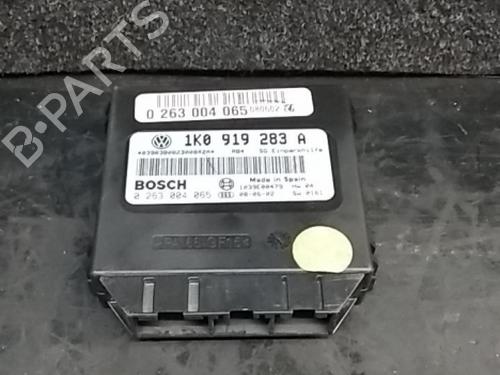 Module électronique VW GOLF V (1K1) 1.9 TDI (105 hp) 4939035