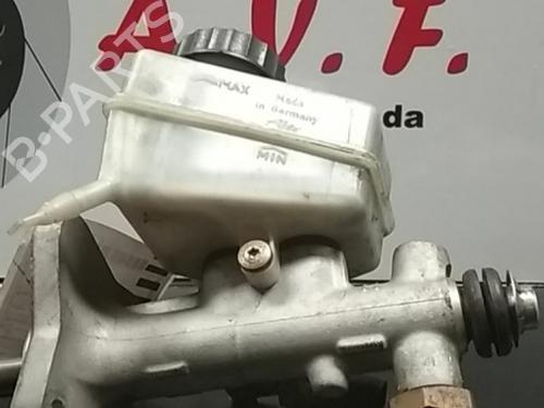 Used Brake master cylinder MERCEDES-BENZ C-CLASS (W203) C 200 CDI (203.007) (122 hp) 4482393