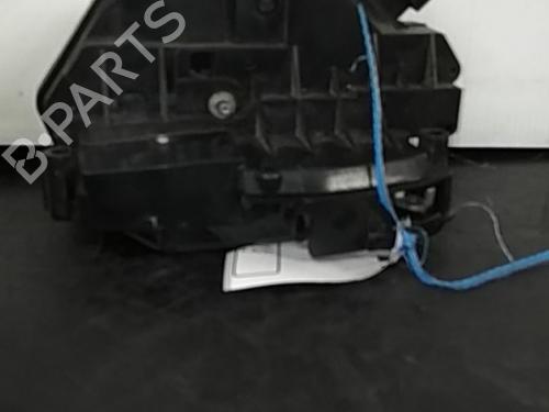 Højre fortil lås FORD FIESTA VI (CB1, CCN) 1.6 TDCi (90 hp) 4484509