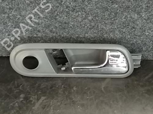Højre fortil invendig håndtag SEAT IBIZA III (6L1) 1.4 TDI (80 hp) 4489792