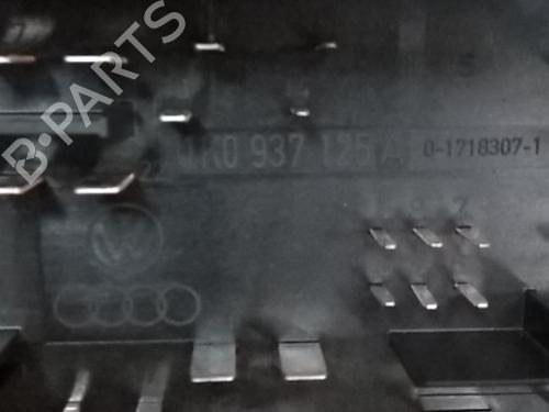 Sikringsdåse SEAT LEON (1P1) 1.9 TDI | BP4676699E1