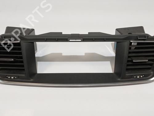 Air vent PEUGEOT 508 I (8D_) 2.2 HDi CENTRAL