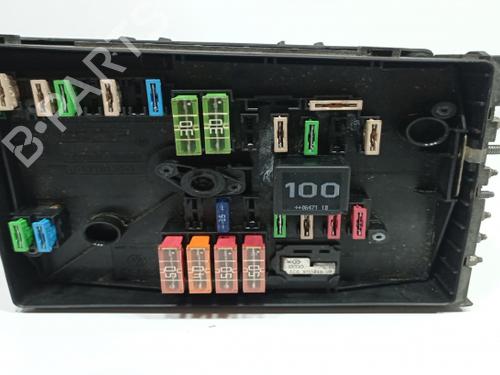 Fuse box SEAT LEON (1P1) 1.9 TDI | BP7526208E1 - Image 2