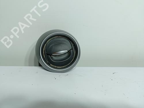 Air vent RENAULT CLIO IV Hatchback Van (BH_) 0.9 TCe 90 687605663R