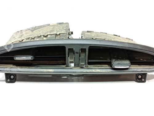 Kratka nawiewu TOYOTA GT 86 Coupe (ZN6_) 2.0 (ZN6AC_, ZN6BC_, ZN6K) 66110CA100