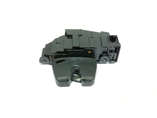 Tailgate lock PEUGEOT 508 I (8D_) 2.2 HDi 9671153580