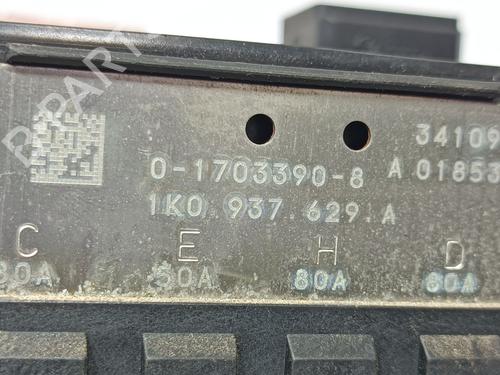 Fuse box VW GOLF VI (5K1) 1.6 TDI | BP8906585E1