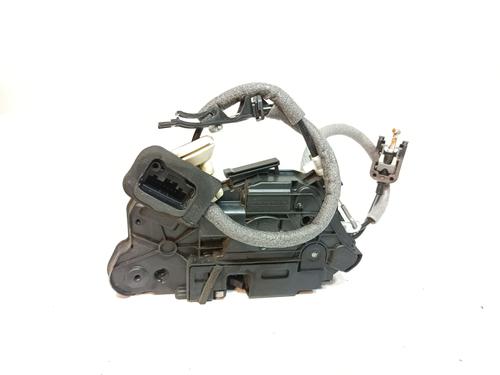 Front left lock VW GOLF VII Van (5G1) 1.6 TDi 5K1837015E