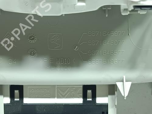 Interior roof light CITROËN C4 II (NC_) 1.6 HDi 90 | BP12266338I8