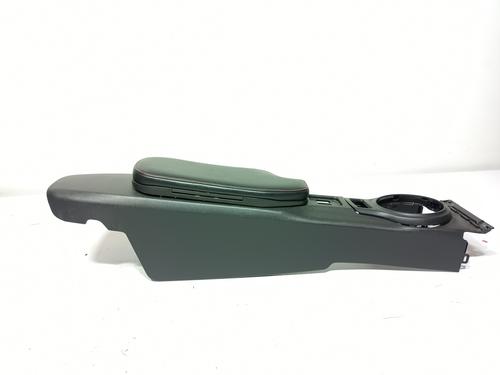 Armrest / Center console TOYOTA GT 86 Coupe (ZN6_)  92113CA020