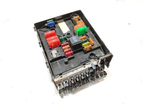 Fuse box VW GOLF VI (5K1) 1.6 TDI | BP13635201E1