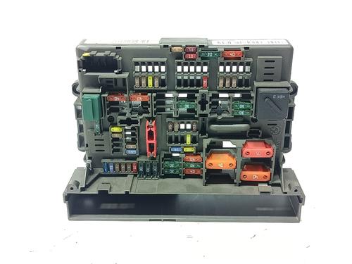 Boîte à Fusibles BMW 3 (E90) 320 d (177 hp) 15819383