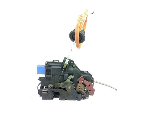 Front right lock AUDI A3 (8P1) 3.2 V6 quattro 4E1837016