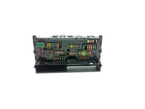 Fuse box BMW 5 Touring (F11) 520 d 923442101