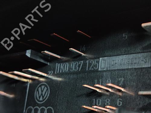 Fuse box VW GOLF VI (5K1) 1.6 TDI | BP28569887E1