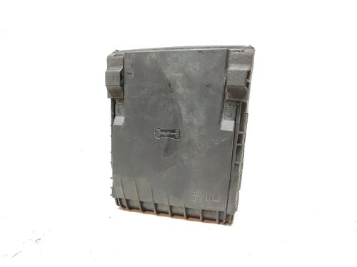 Fuse box VW GOLF VI (5K1) 1.6 TDI | BP28569887E1