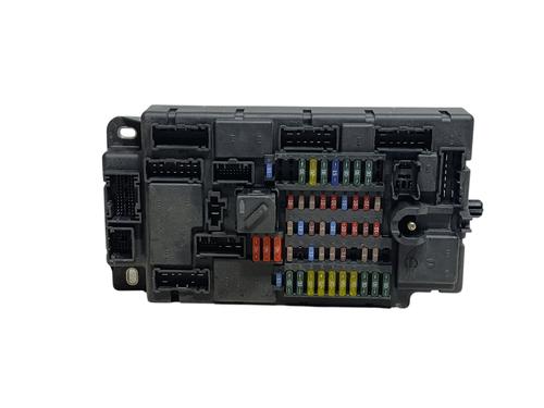 Boîte à Fusibles MINI MINI (R56) One D (90 hp) 28674297