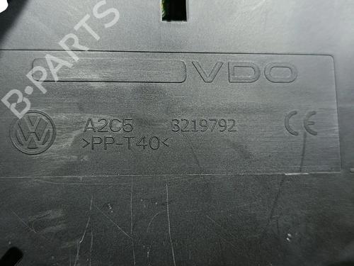 Instrument cluster VW GOLF VI (5K1) 1.6 TDI | BP11246802C47