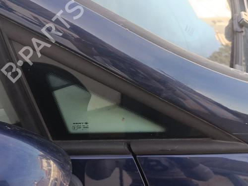 Højre foran trekantet rude SEAT IBIZA IV (6J5, 6P1) 1.4 TDI (80 hp) 29164508