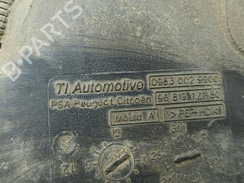 AdBlue tank PEUGEOT 508 SW I (8E_) 2.0 HDi | BP29811650M85 