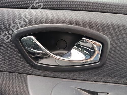 Højre fortil invendig håndtag RENAULT CLIO IV (BH_) 1.5 dCi 75 (75 hp) 29828796